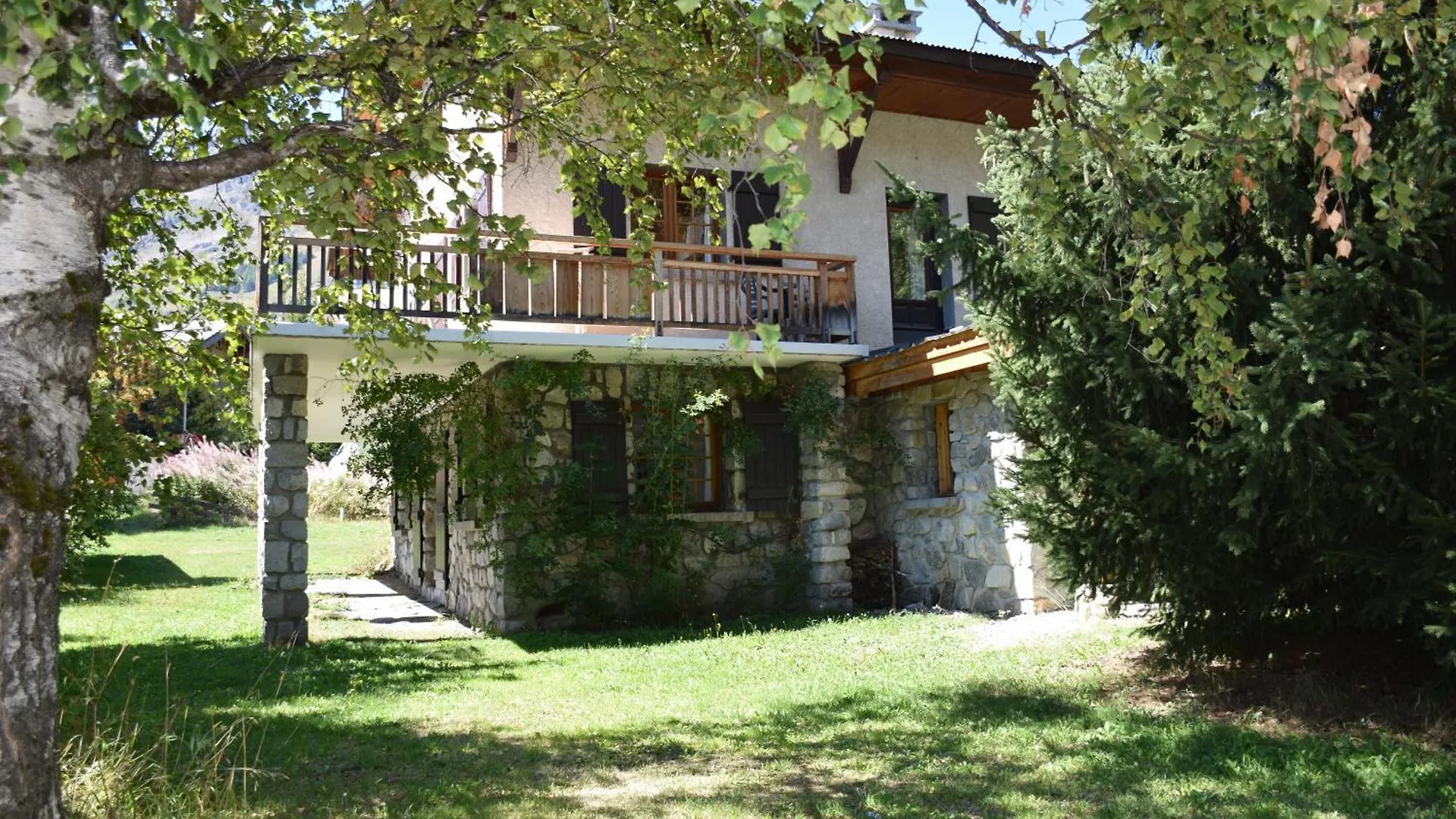 Chalet L'Olan 15 pers. 6 rms + terrain Les Deux Alpes